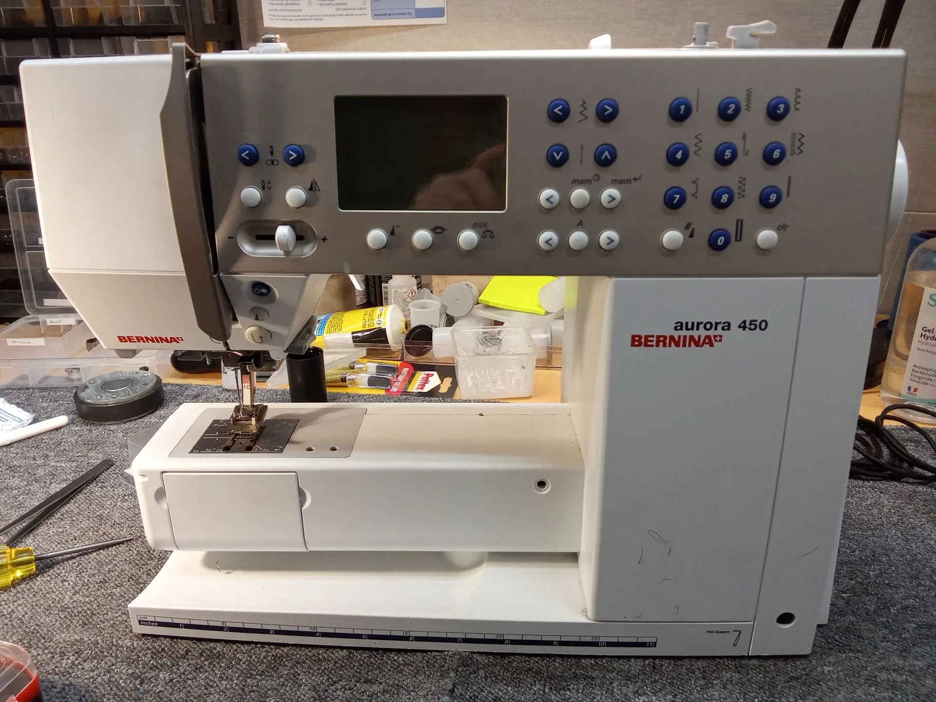 Machine électronique Machine à coudre Bernina électronique